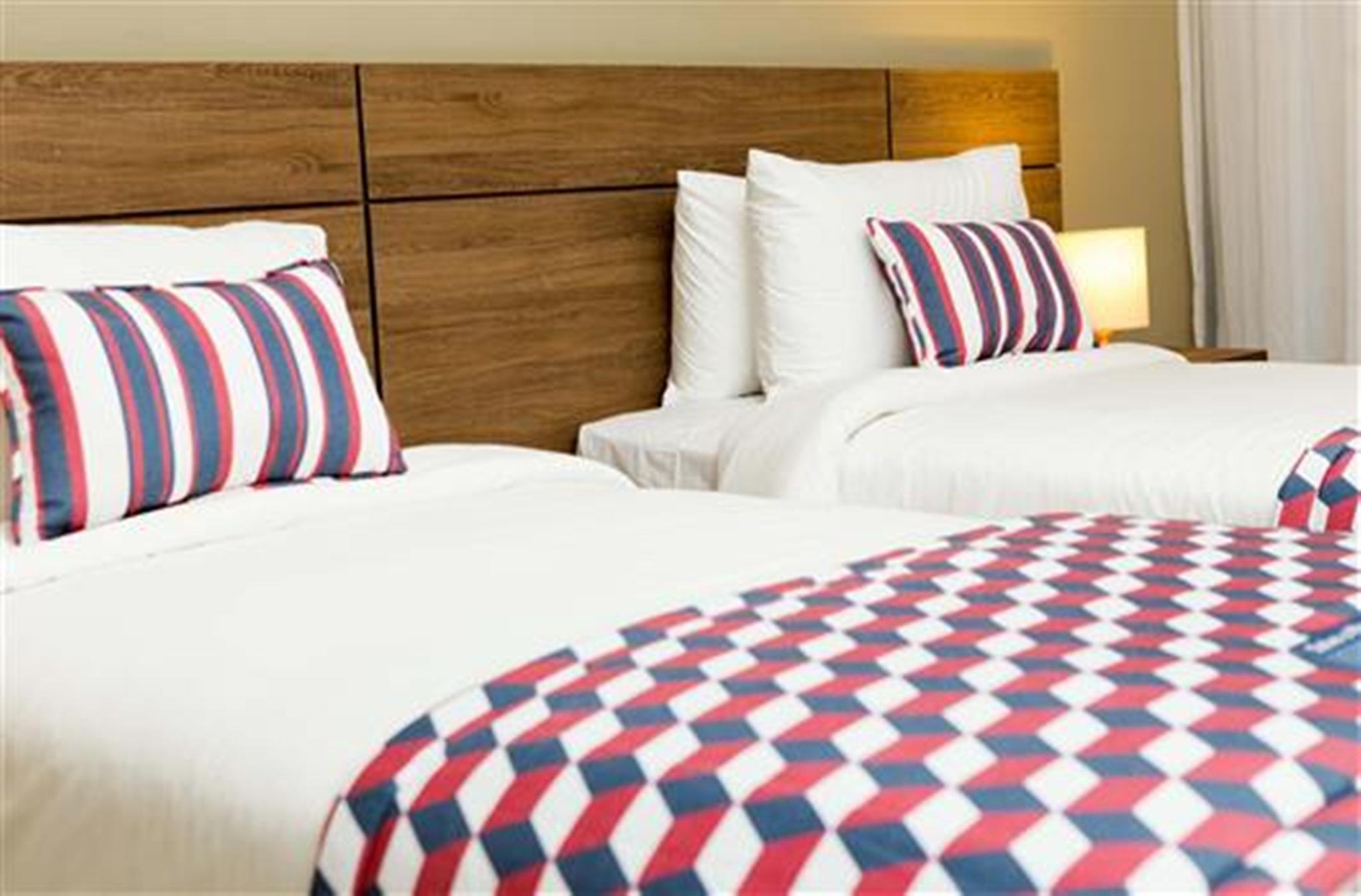 Tulip Inn Кампус дус Гойтаказиш Екстериор снимка