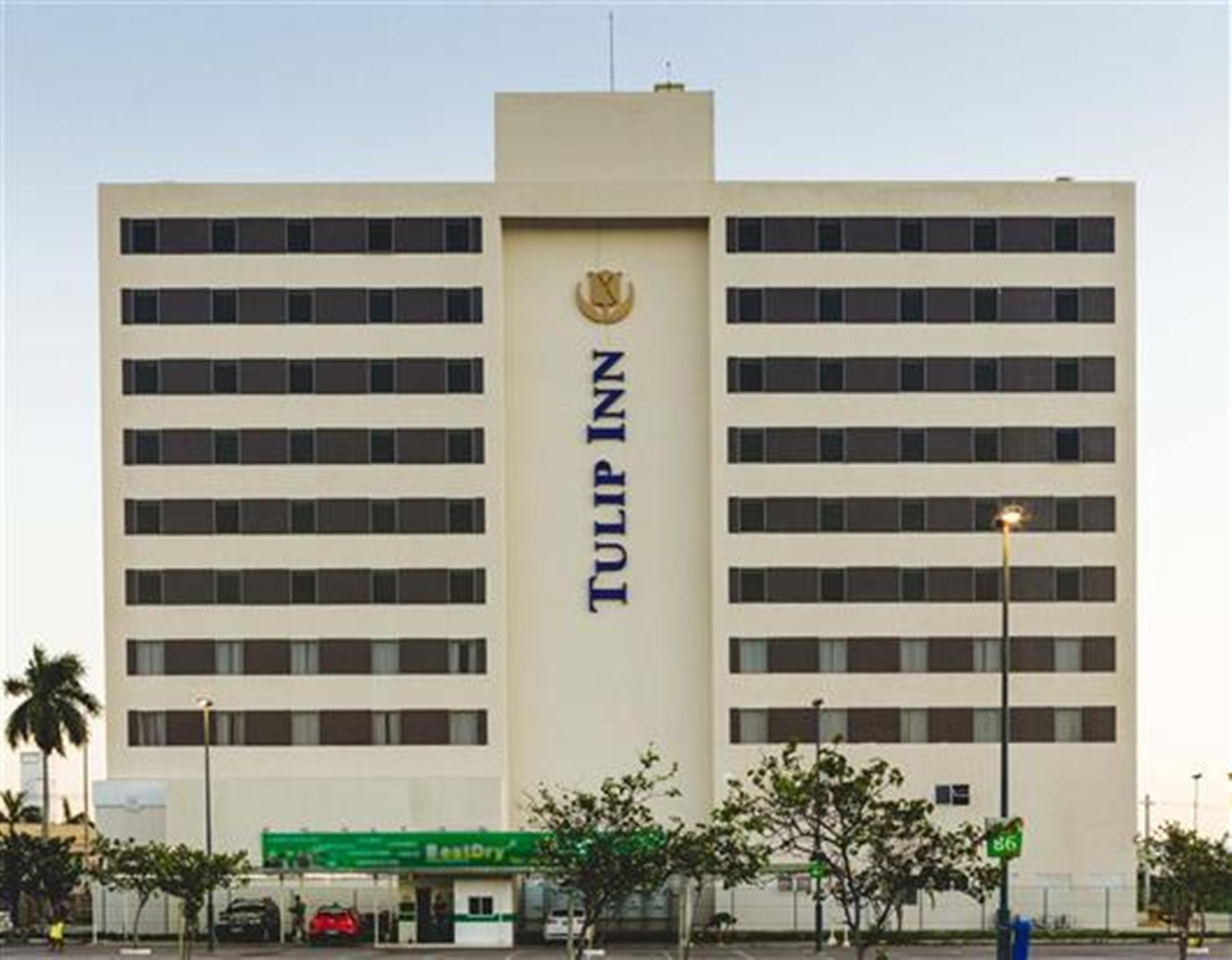 Tulip Inn Кампус дус Гойтаказиш Екстериор снимка