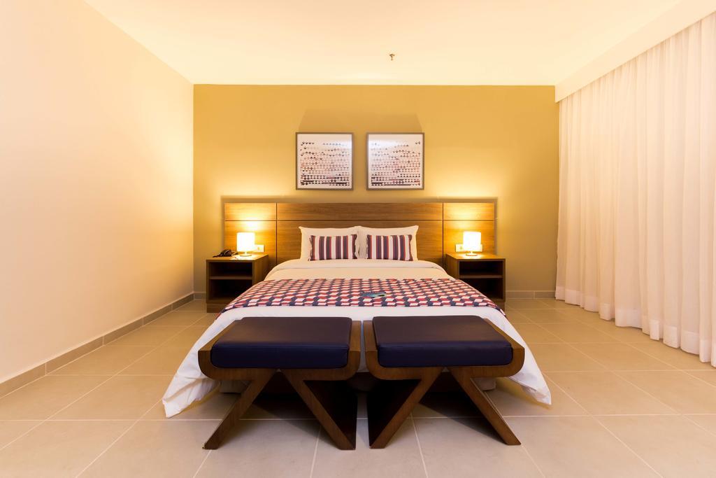 Tulip Inn Кампус дус Гойтаказиш Стая снимка