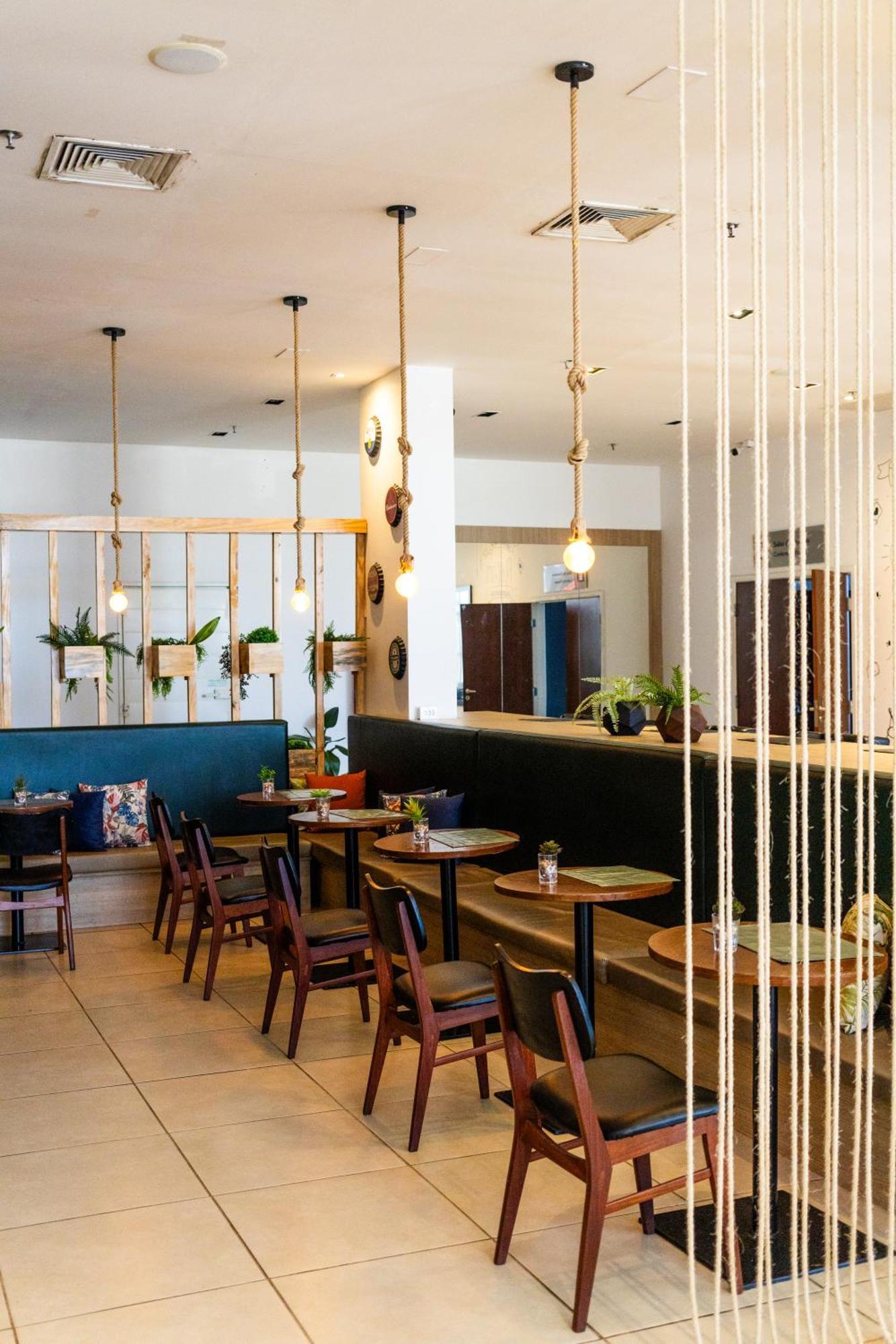 Tulip Inn Кампус дус Гойтаказиш Екстериор снимка